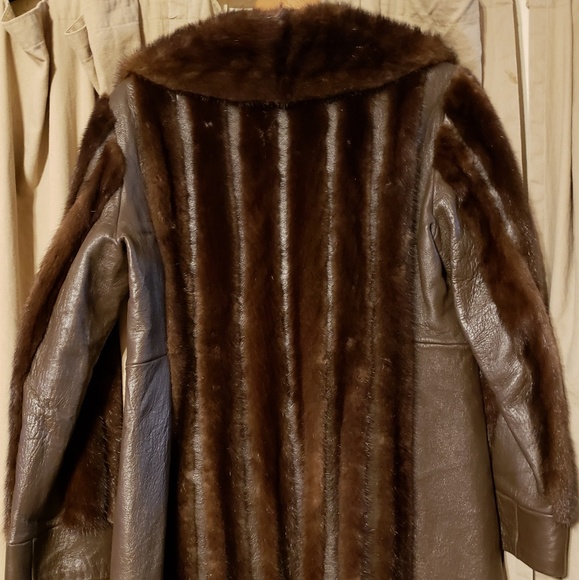Brown leather and mink jacket. - Picture 2 of 5